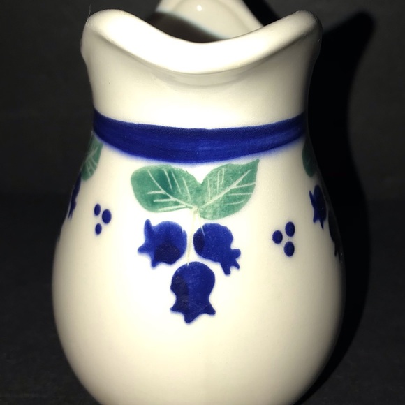 Vintage Hartstone Pottery Wild Blueberry Creamer Syrup Small Pitcher - Picture 2 of 8